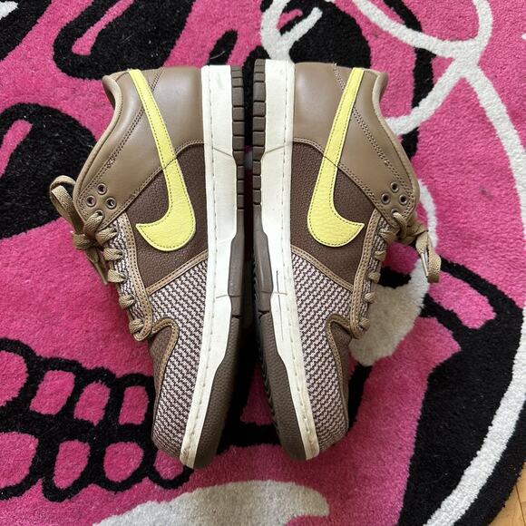 Undefeated x Nike Dunk Low Canteen – Size 11.5 – Used with Box - Picture 3 of 11